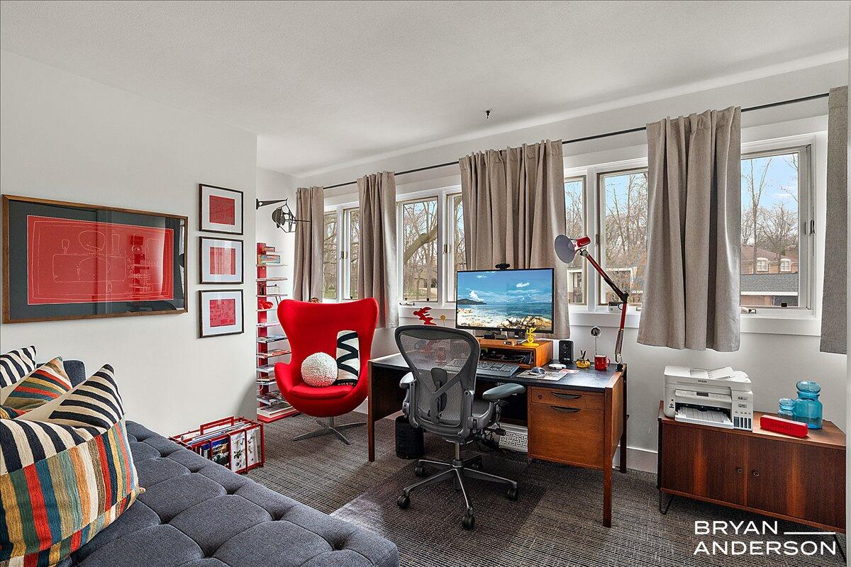 2631 Greentree Drive SE