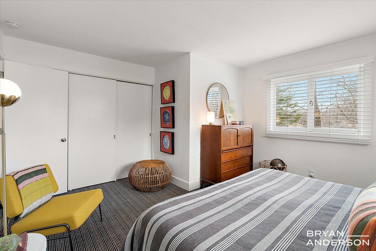 2631 Greentree Drive SE