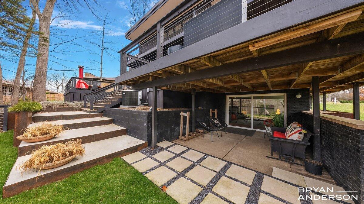 2631 Greentree Drive SE