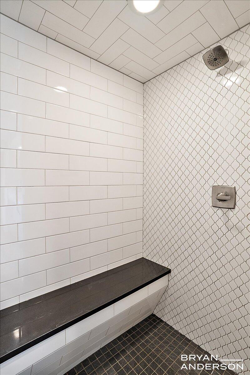 2631 Greentree Drive SE