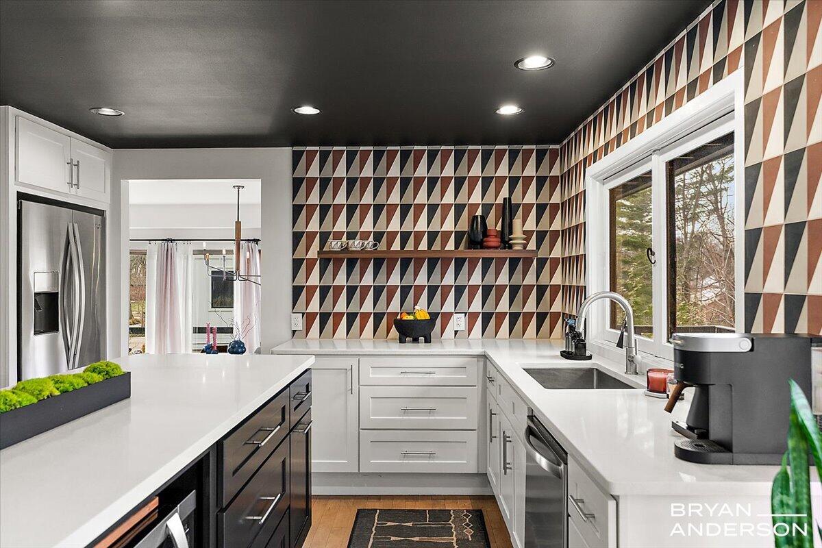 2631 Greentree Drive SE