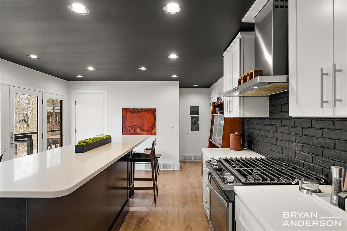 2631 Greentree Drive SE