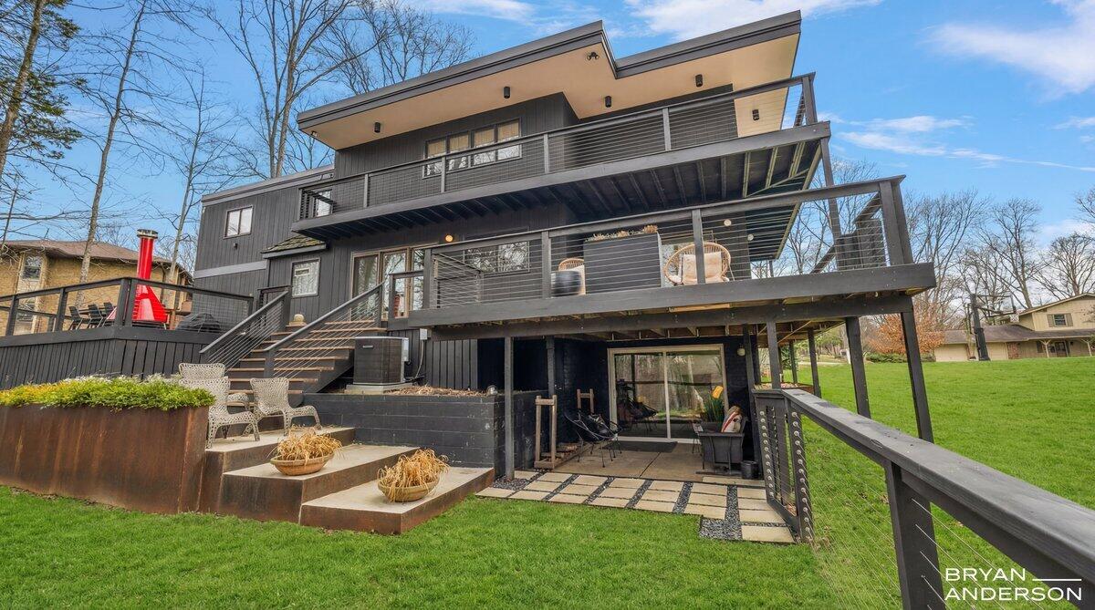 2631 Greentree Drive SE