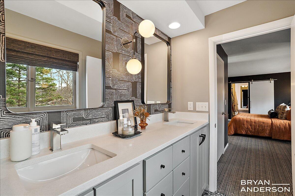 2631 Greentree Drive SE