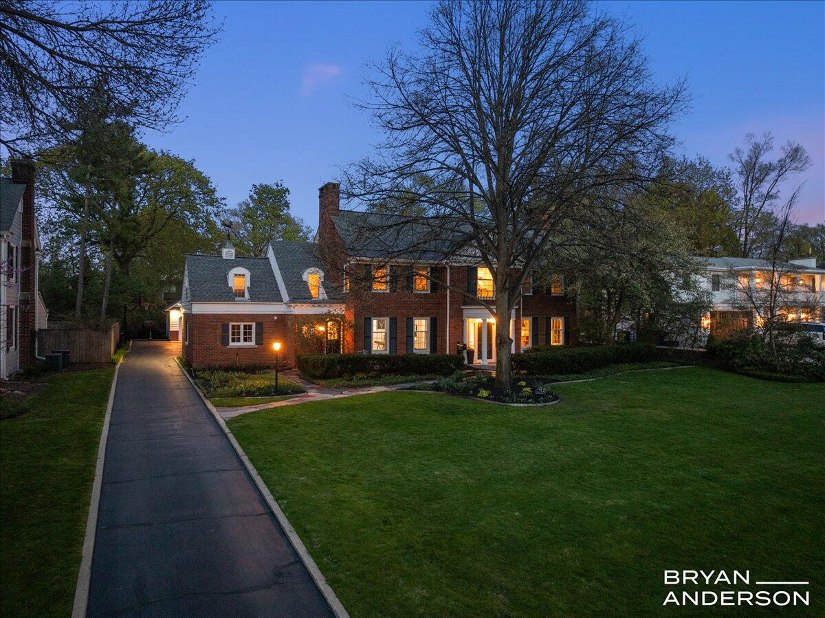 904 Plymouth Avenue SE