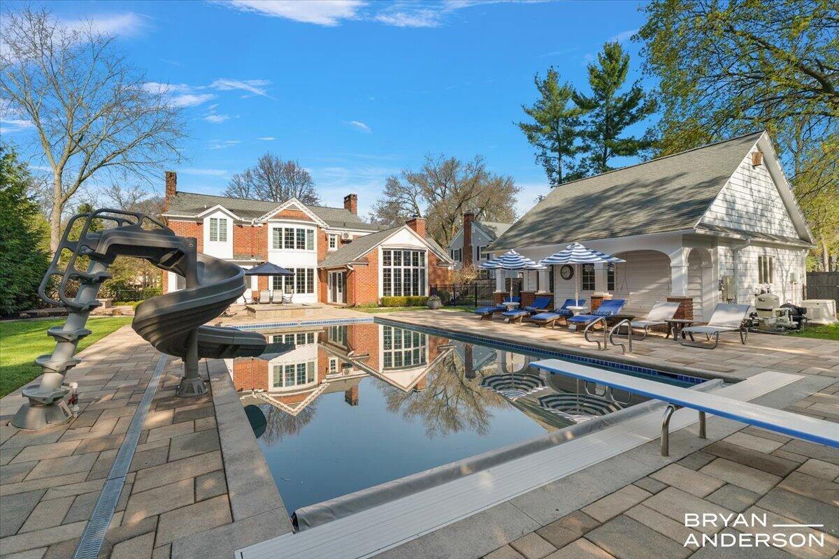 904 Plymouth Avenue SE