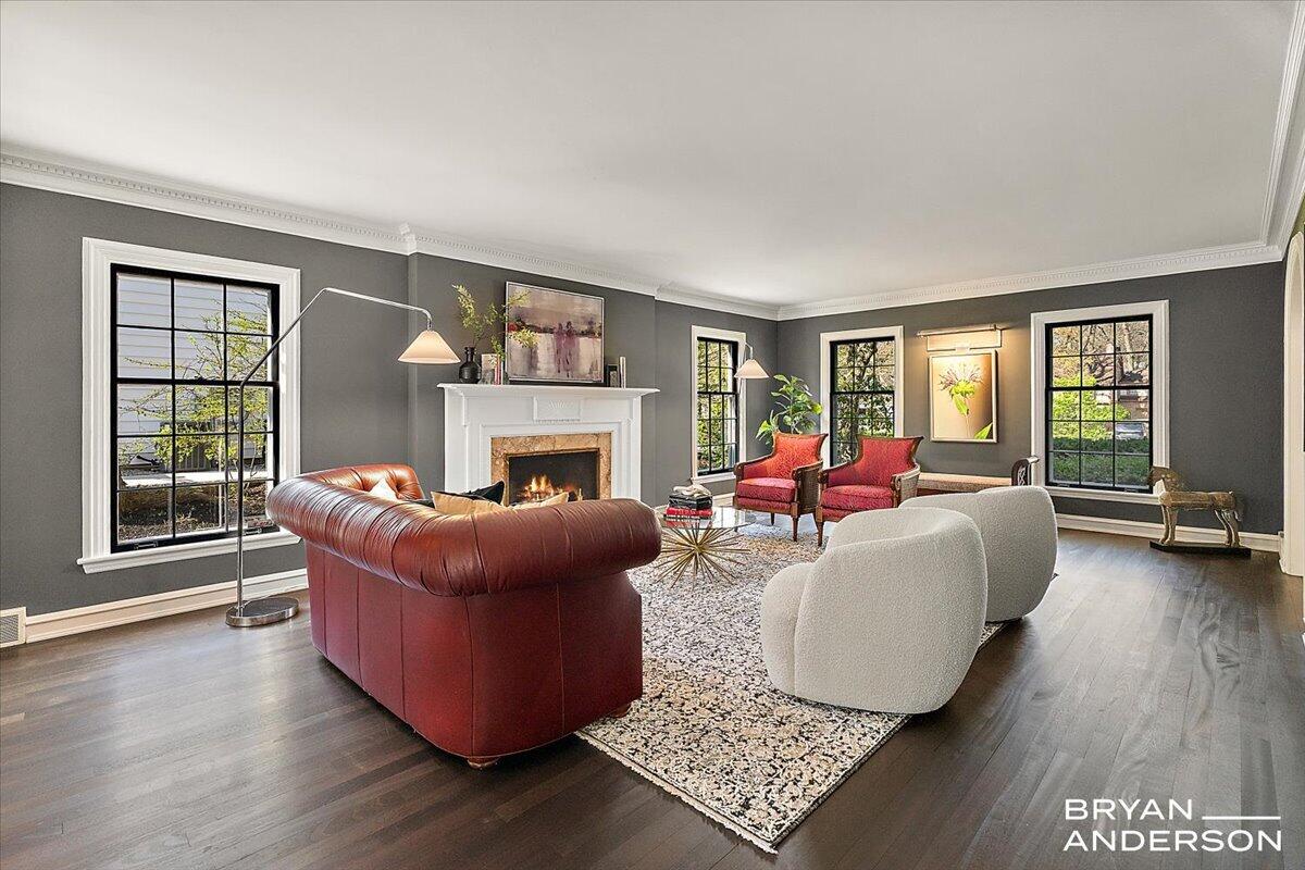 904 Plymouth Avenue SE