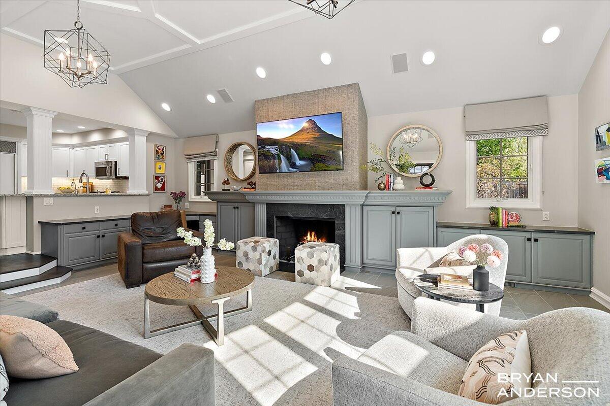 904 Plymouth Avenue SE