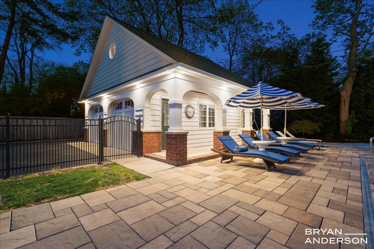 904 Plymouth Avenue SE