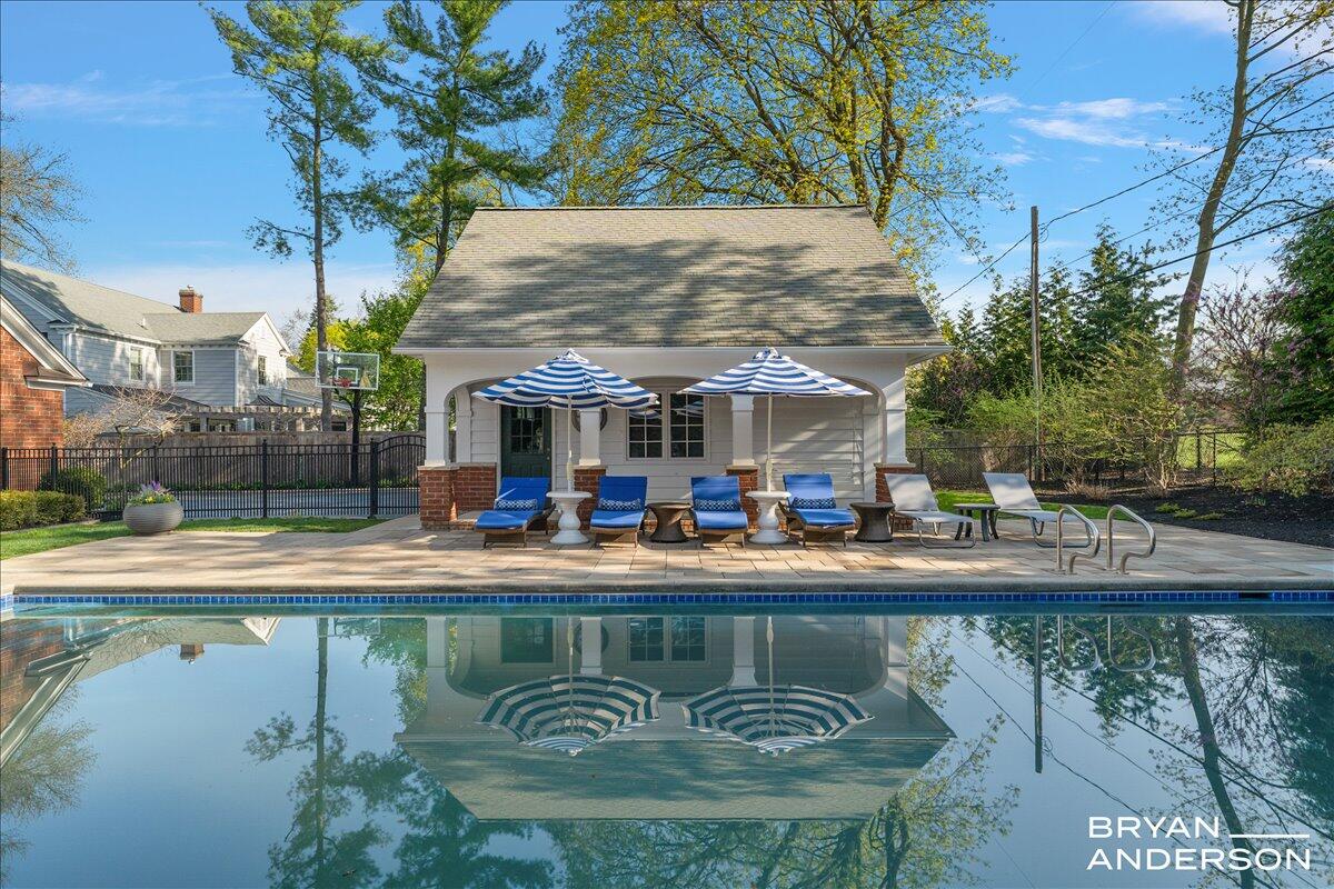 904 Plymouth Avenue SE