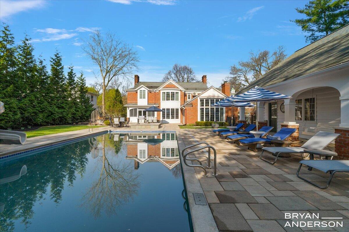 904 Plymouth Avenue SE