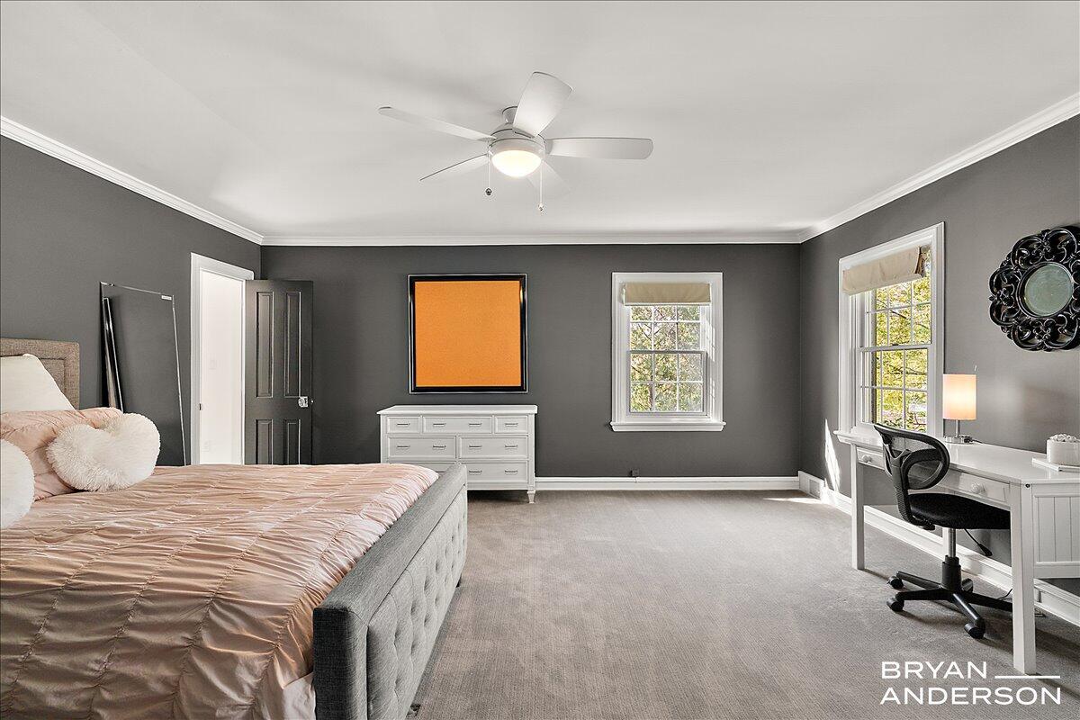 904 Plymouth Avenue SE