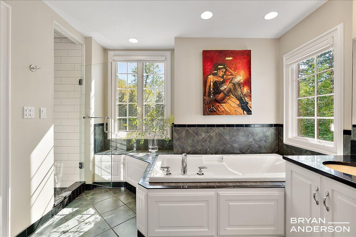 904 Plymouth Avenue SE