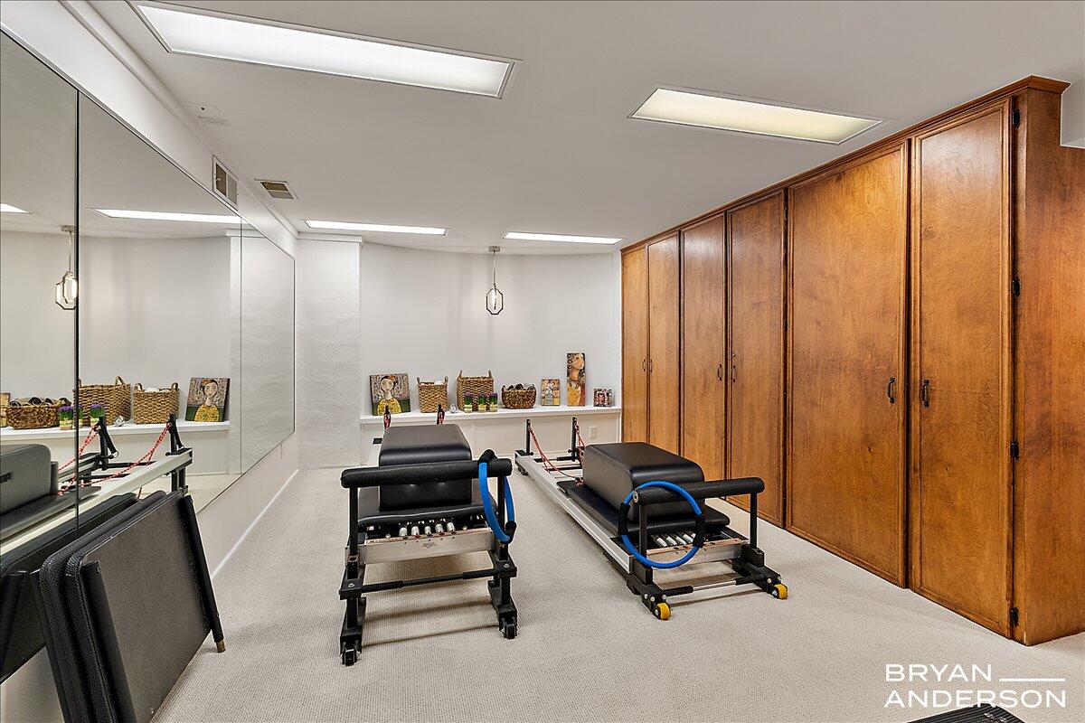 904 Plymouth Avenue SE