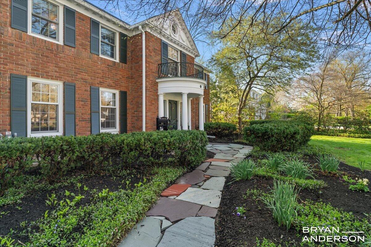 904 Plymouth Avenue SE