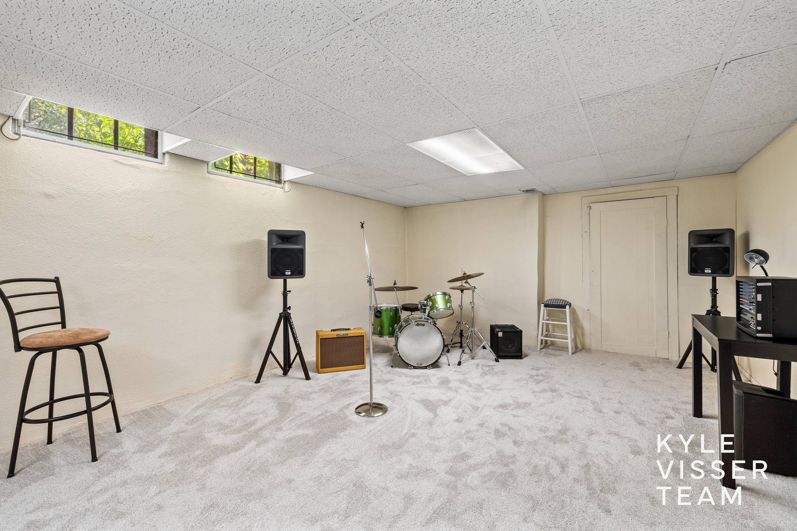 1504 Lake Grove Avenue SE