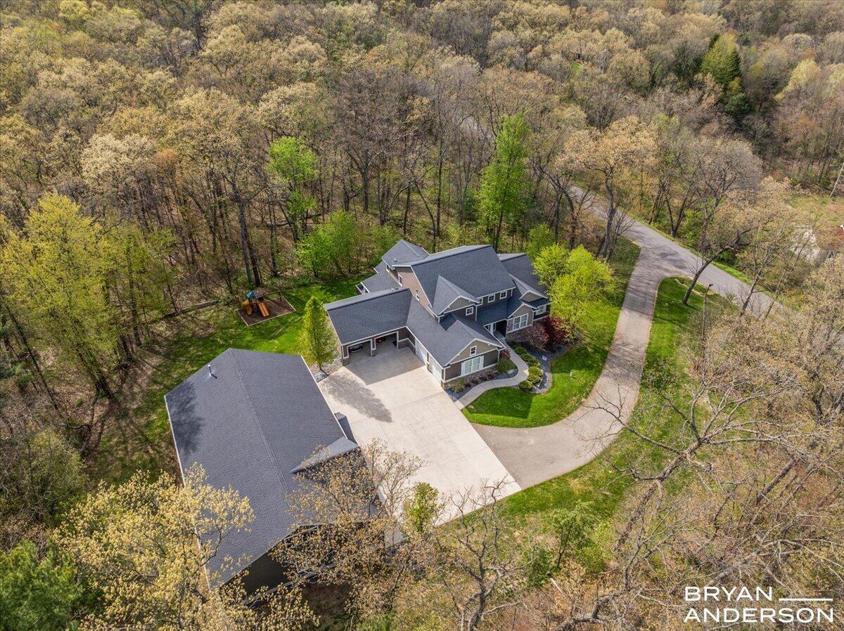 6380 5 Mile Road NE