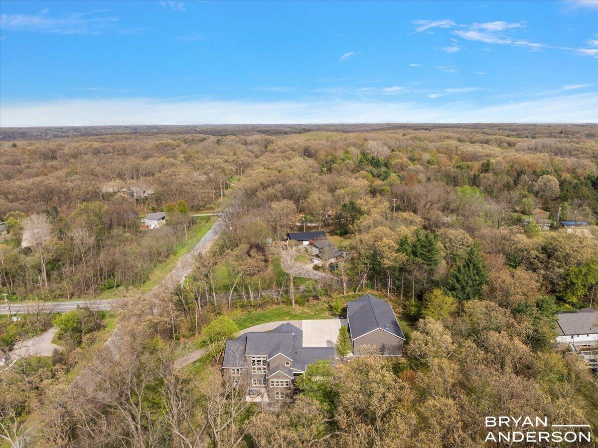 6380 5 Mile Road NE