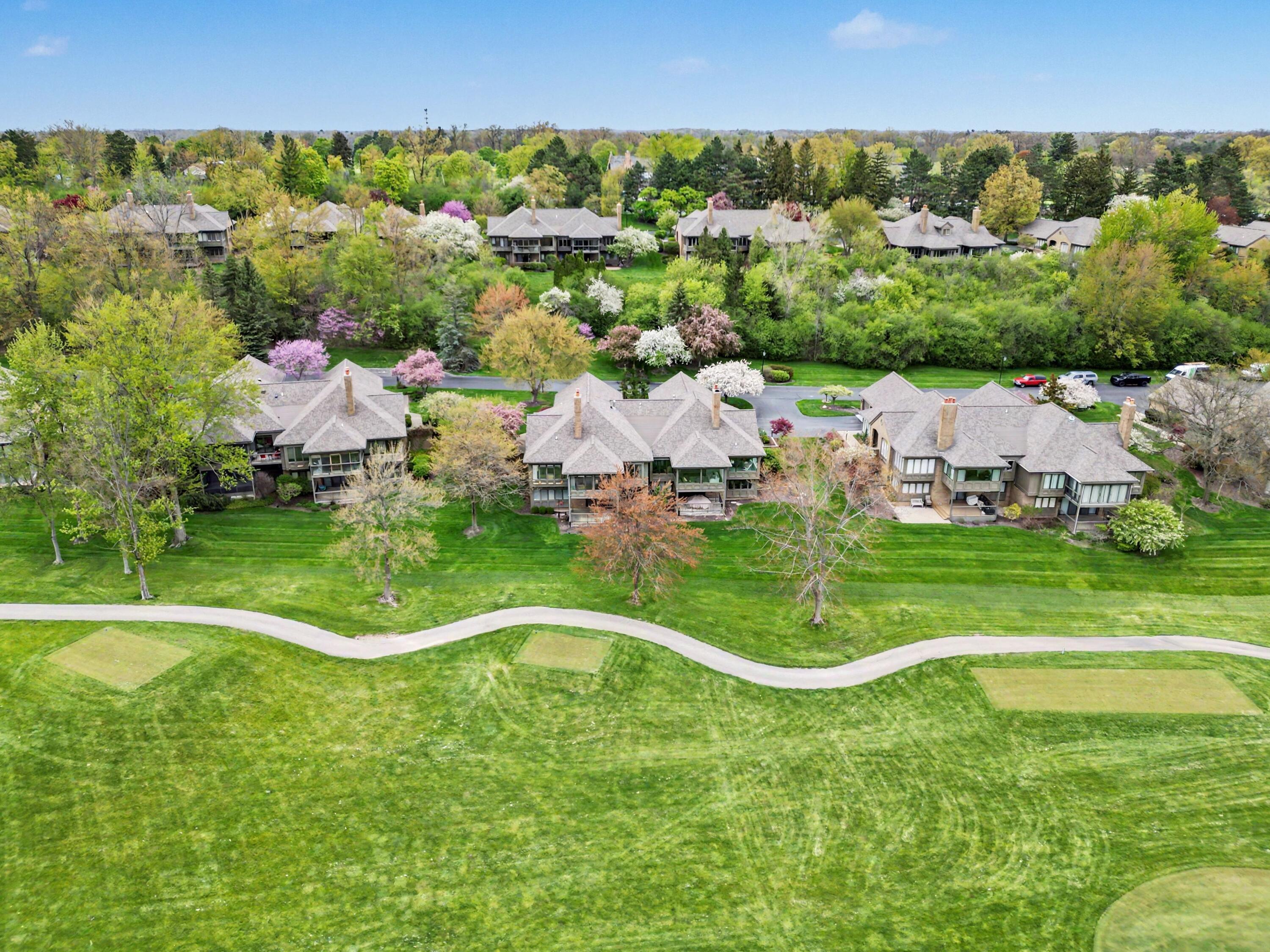 650 Cascade Hills Hollow Hollow SE