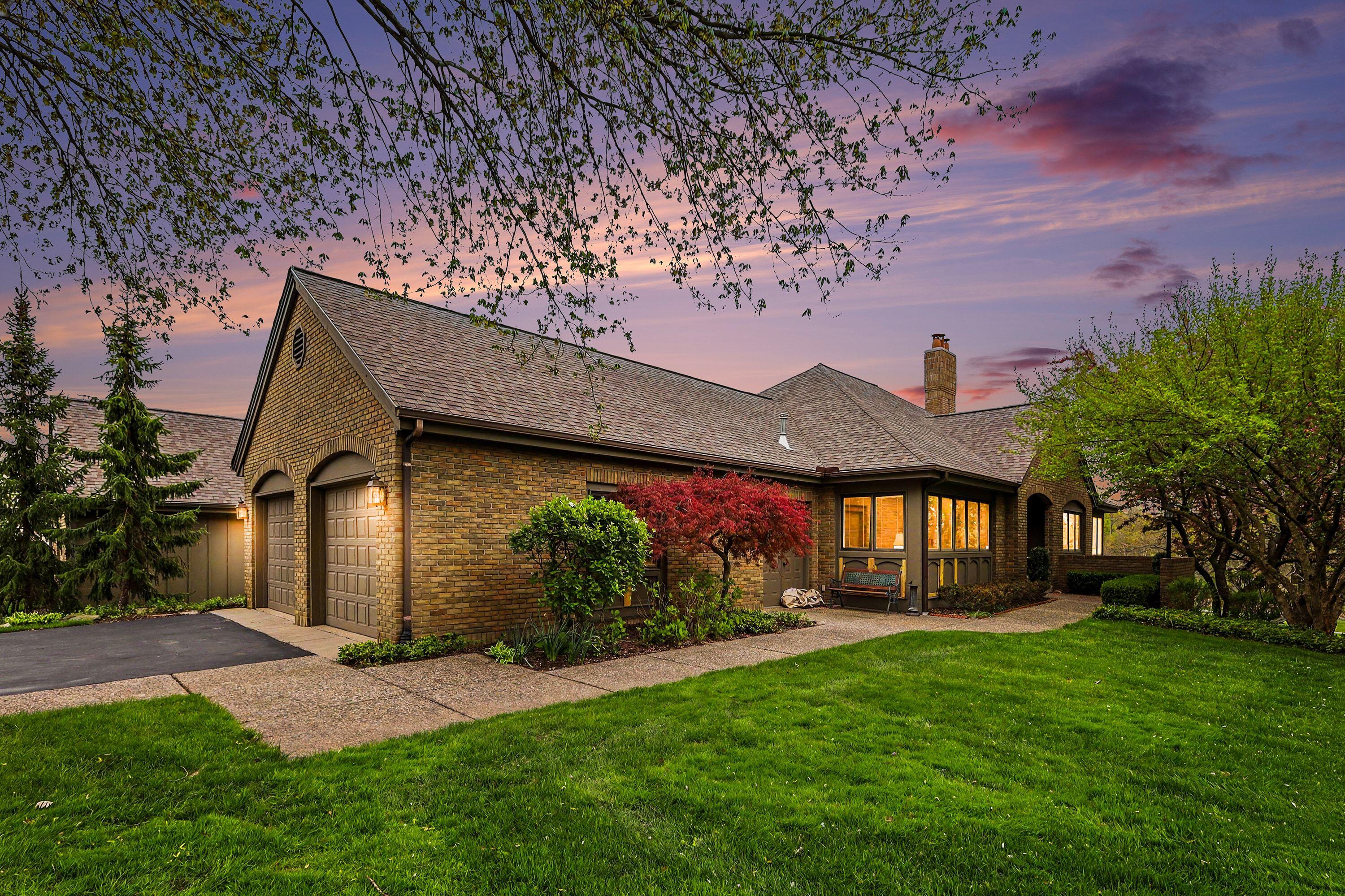 650 Cascade Hills Hollow Hollow SE