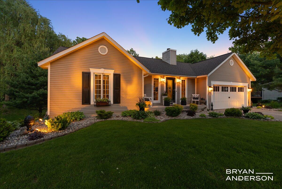 6260 Arroyo Vista Drive NE
