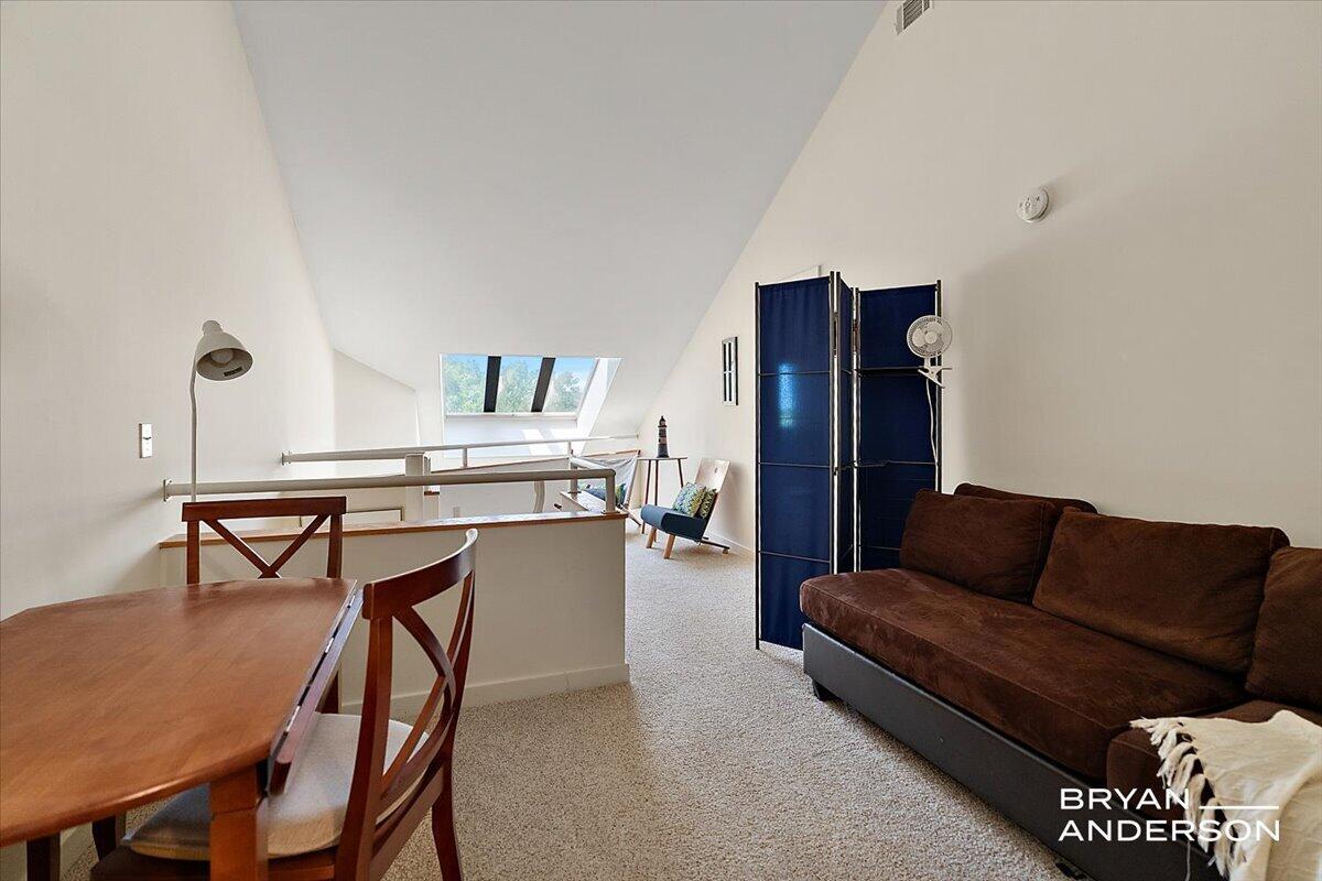 810 S Harbor Drive 22