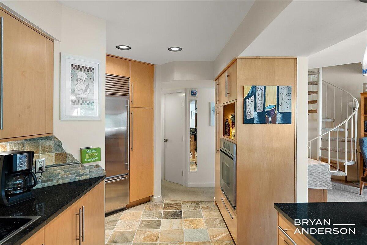 810 S Harbor Drive 22