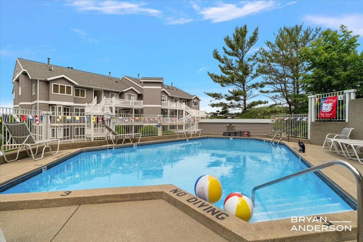 810 S Harbor Drive 22