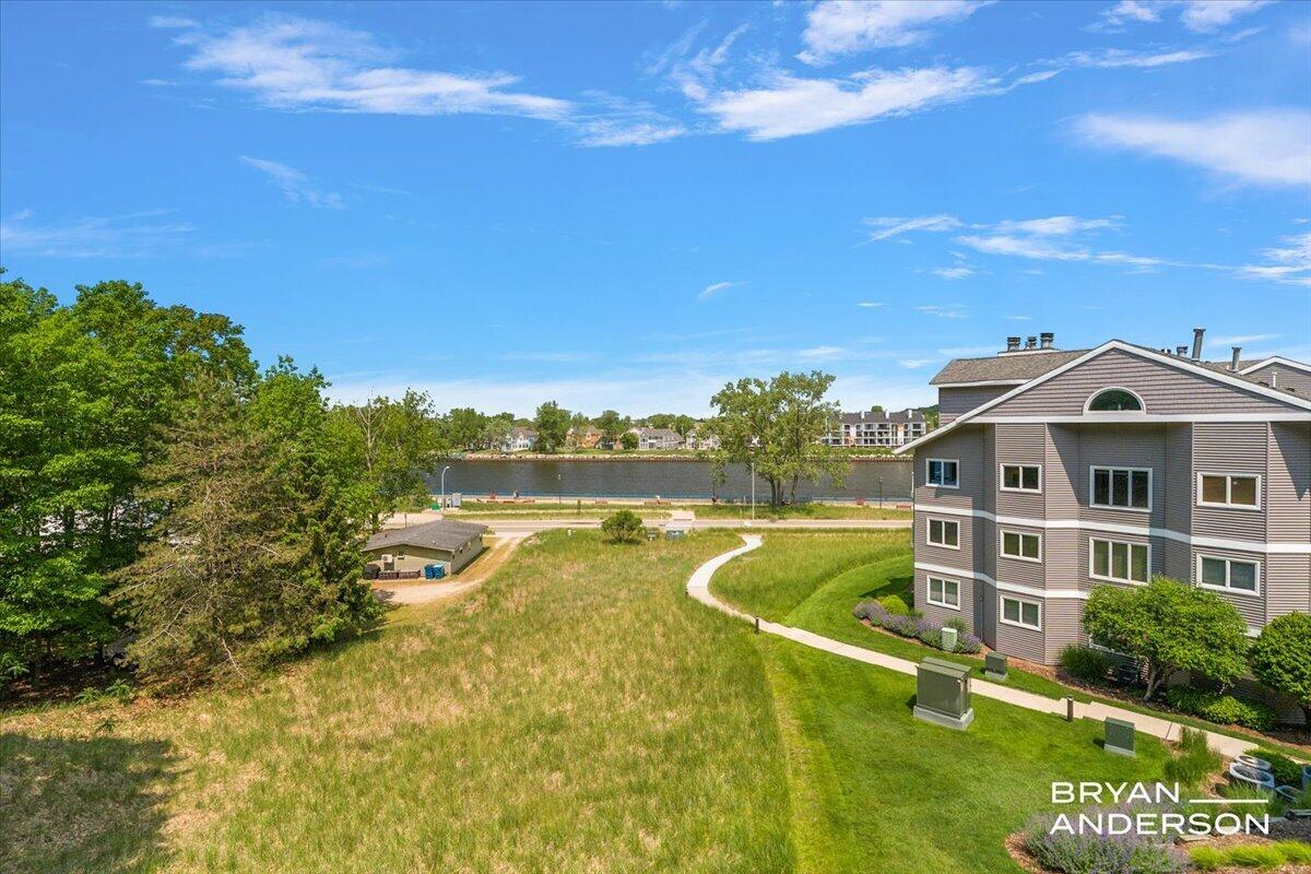 810 S Harbor Drive 22