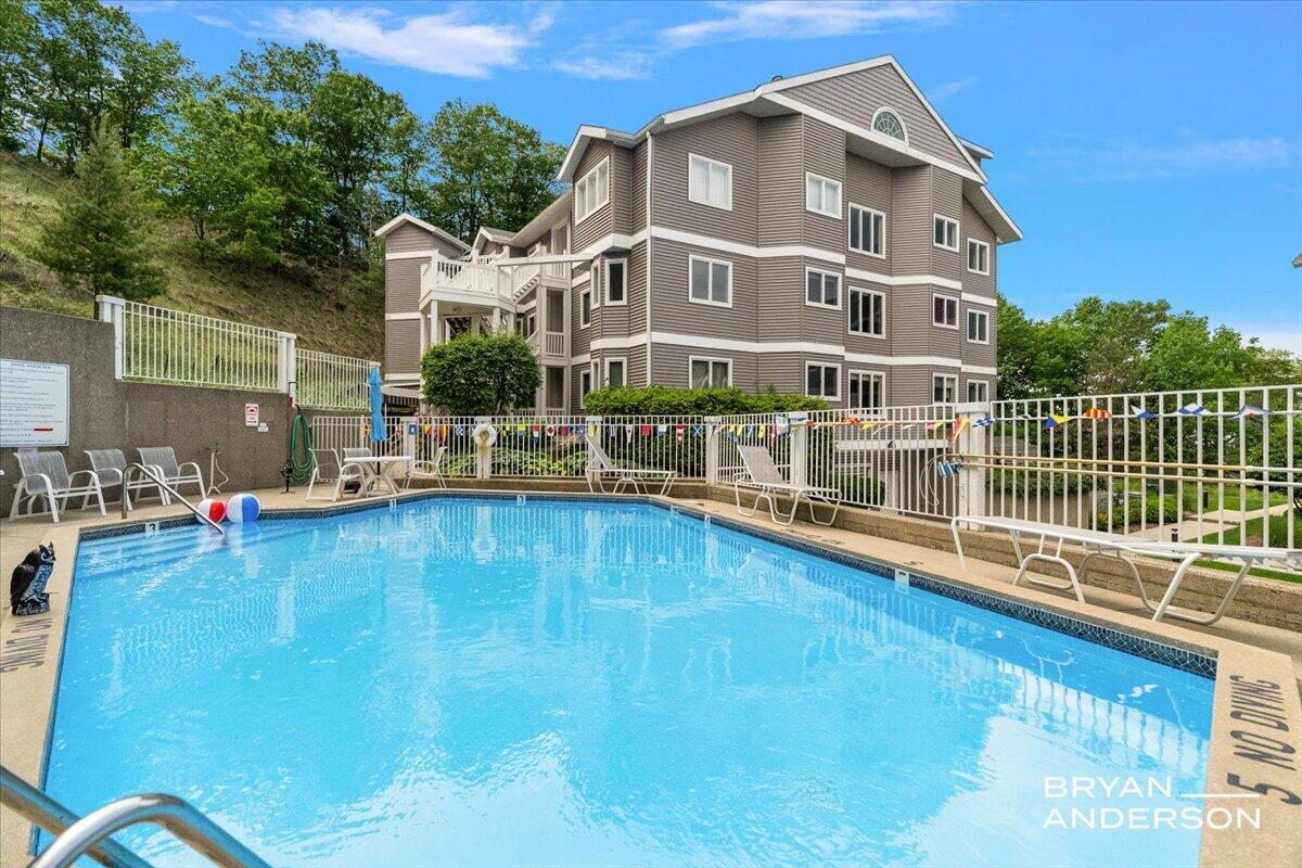 810 S Harbor Drive 22