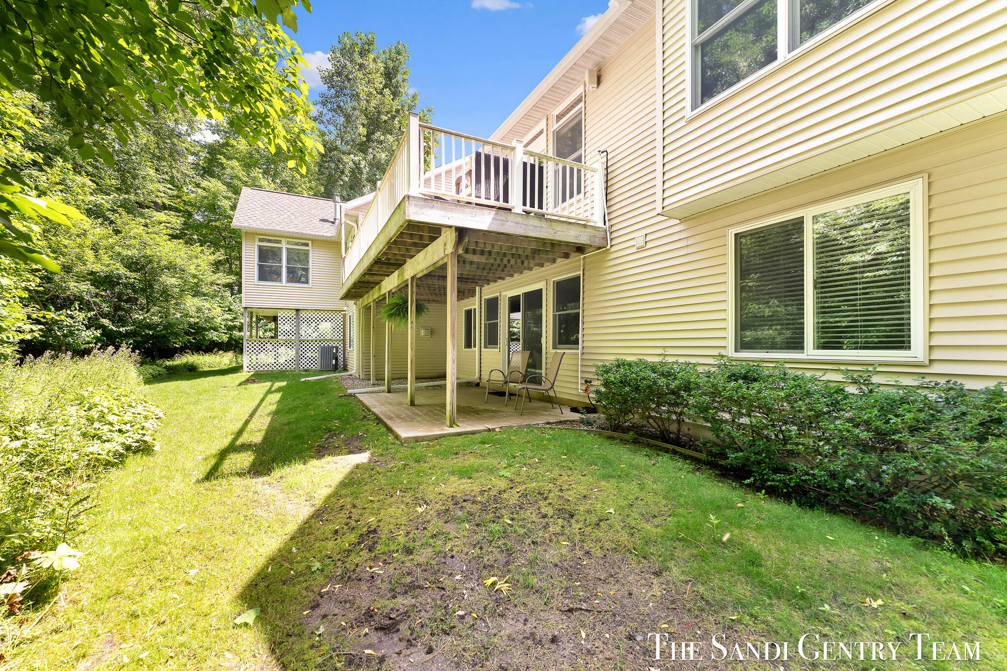 16300 Riverdale Court 38