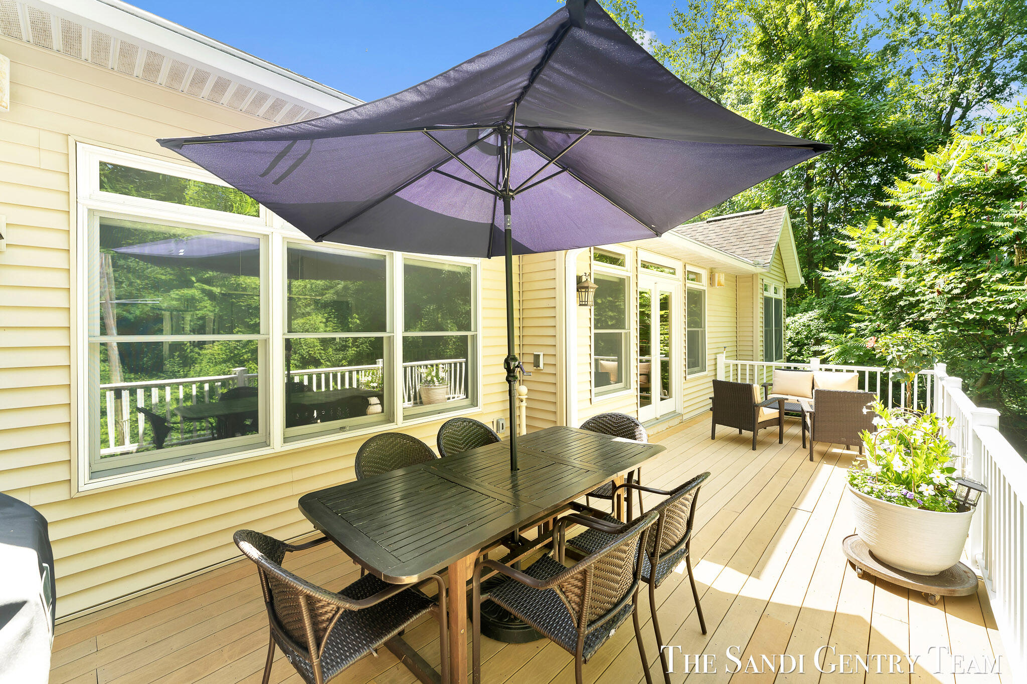 16300 Riverdale Court 38