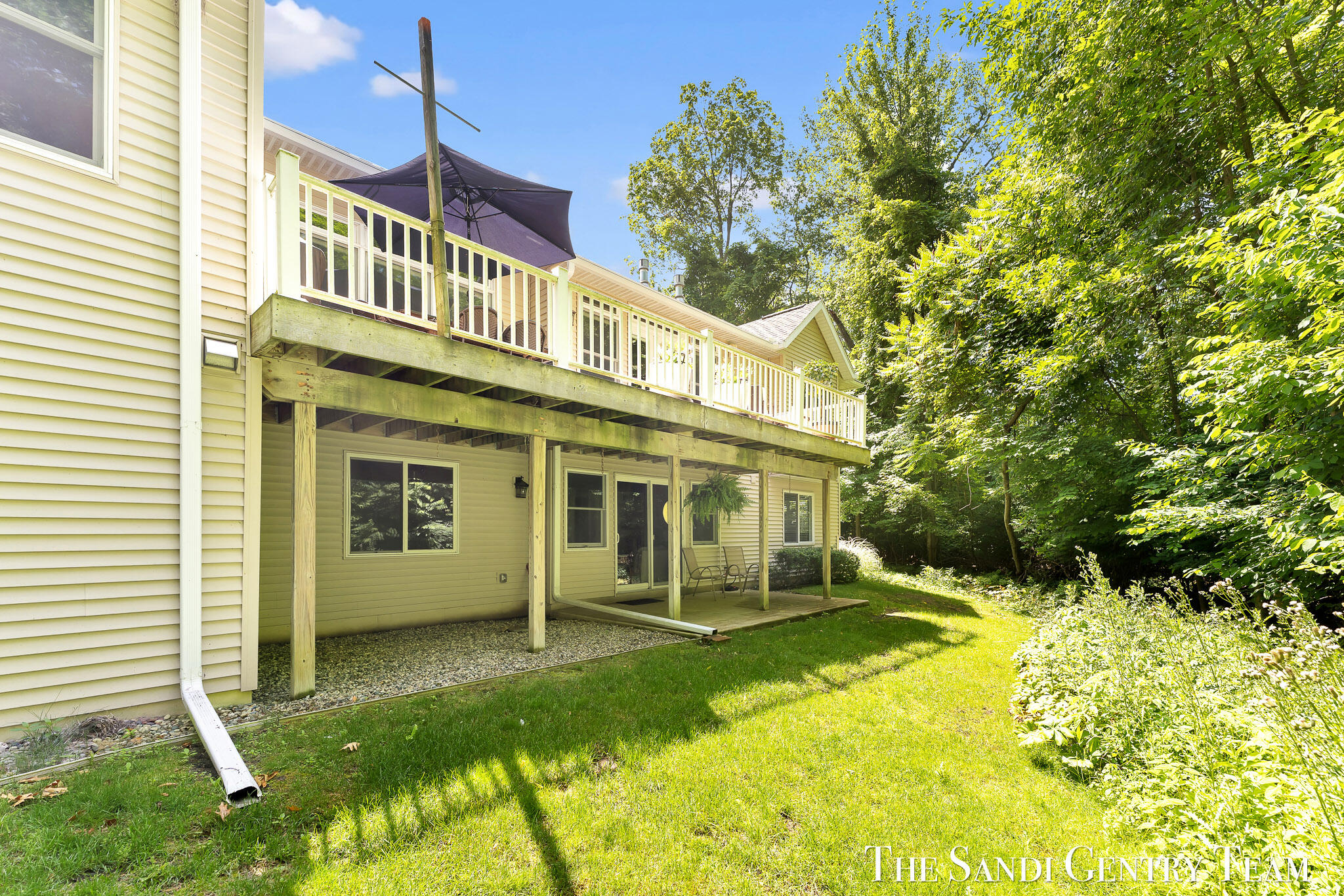 16300 Riverdale Court 38