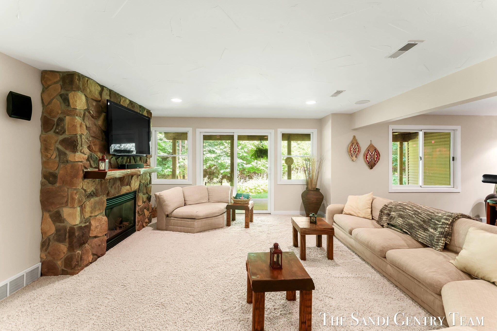 16300 Riverdale Court 38