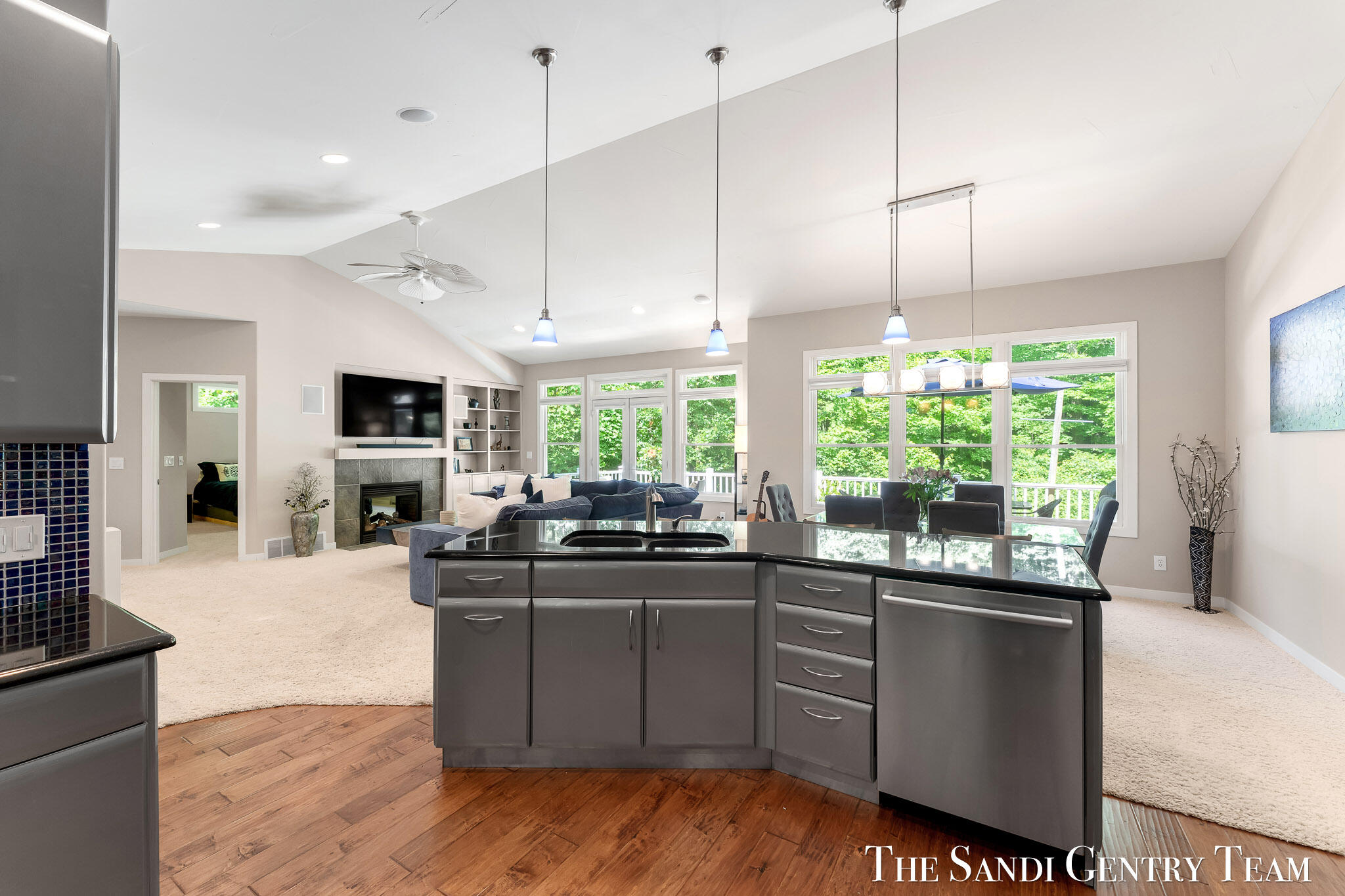 16300 Riverdale Court 38