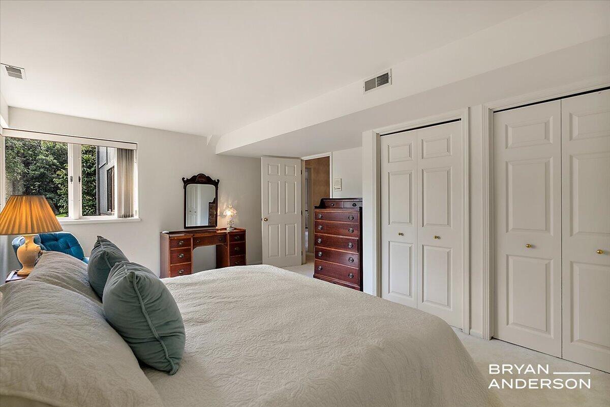 2285 Mourning Dove Court SE