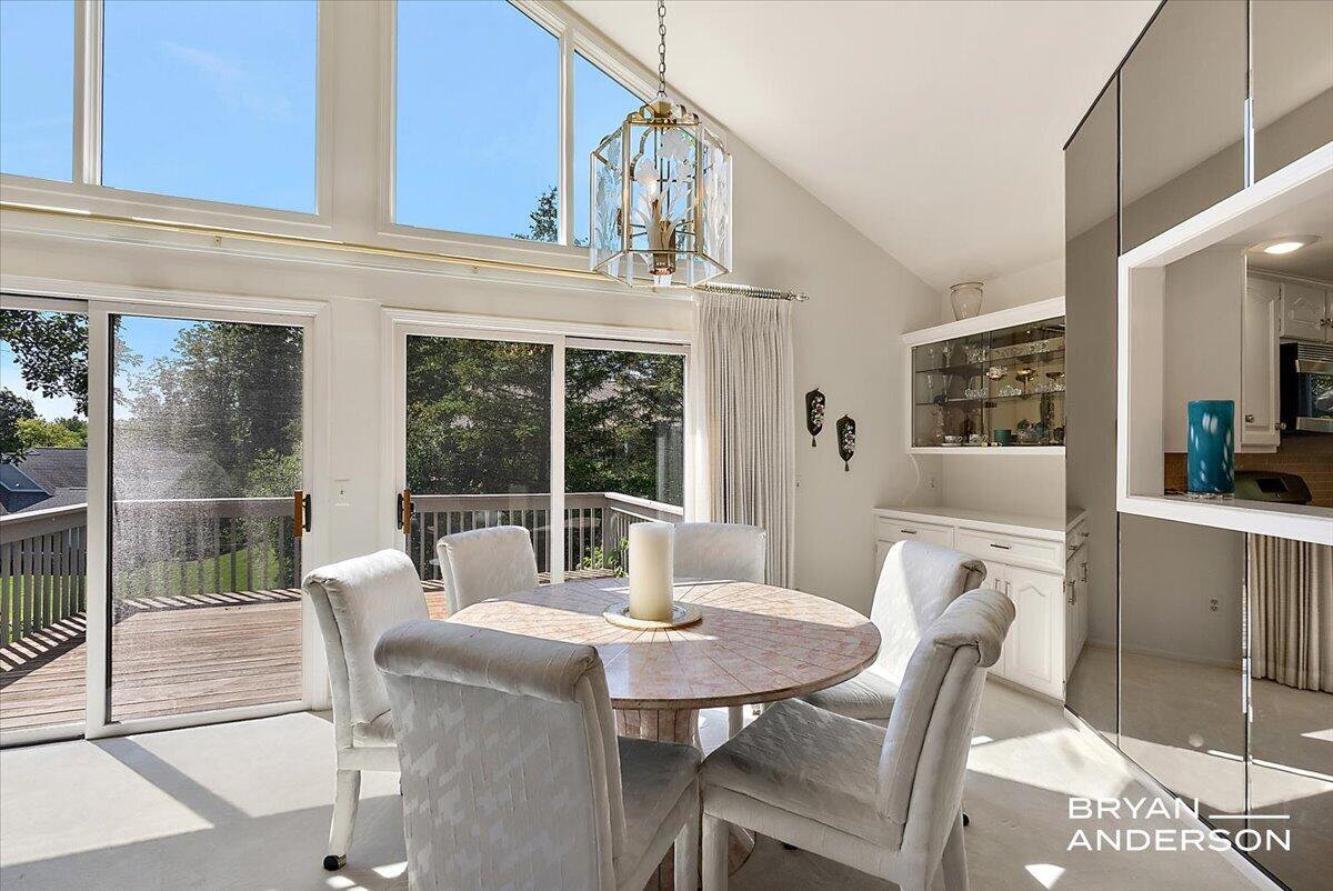 2285 Mourning Dove Court SE