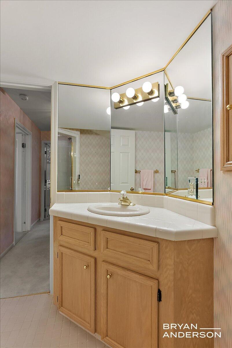 2285 Mourning Dove Court SE