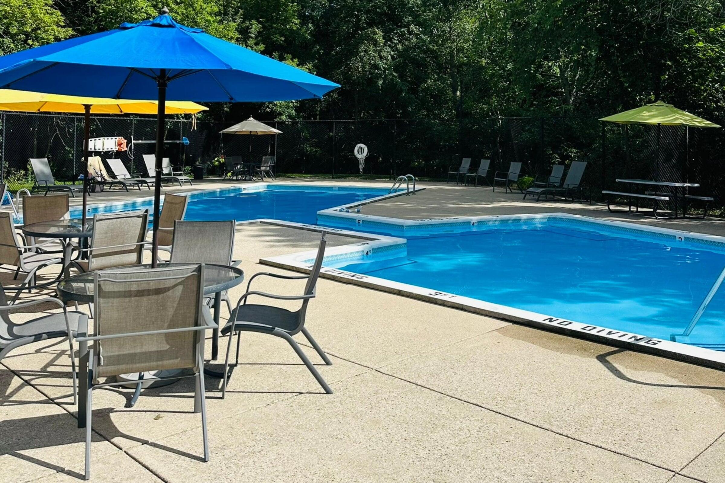 2285 Mourning Dove Court SE