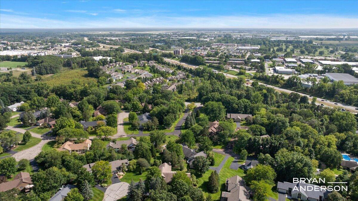 2285 Mourning Dove Court SE