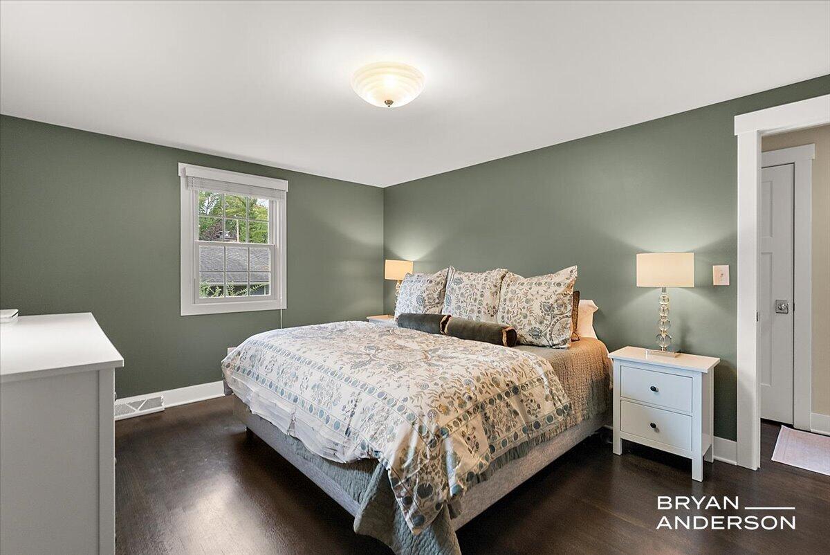 1716 Whitfield Road SE