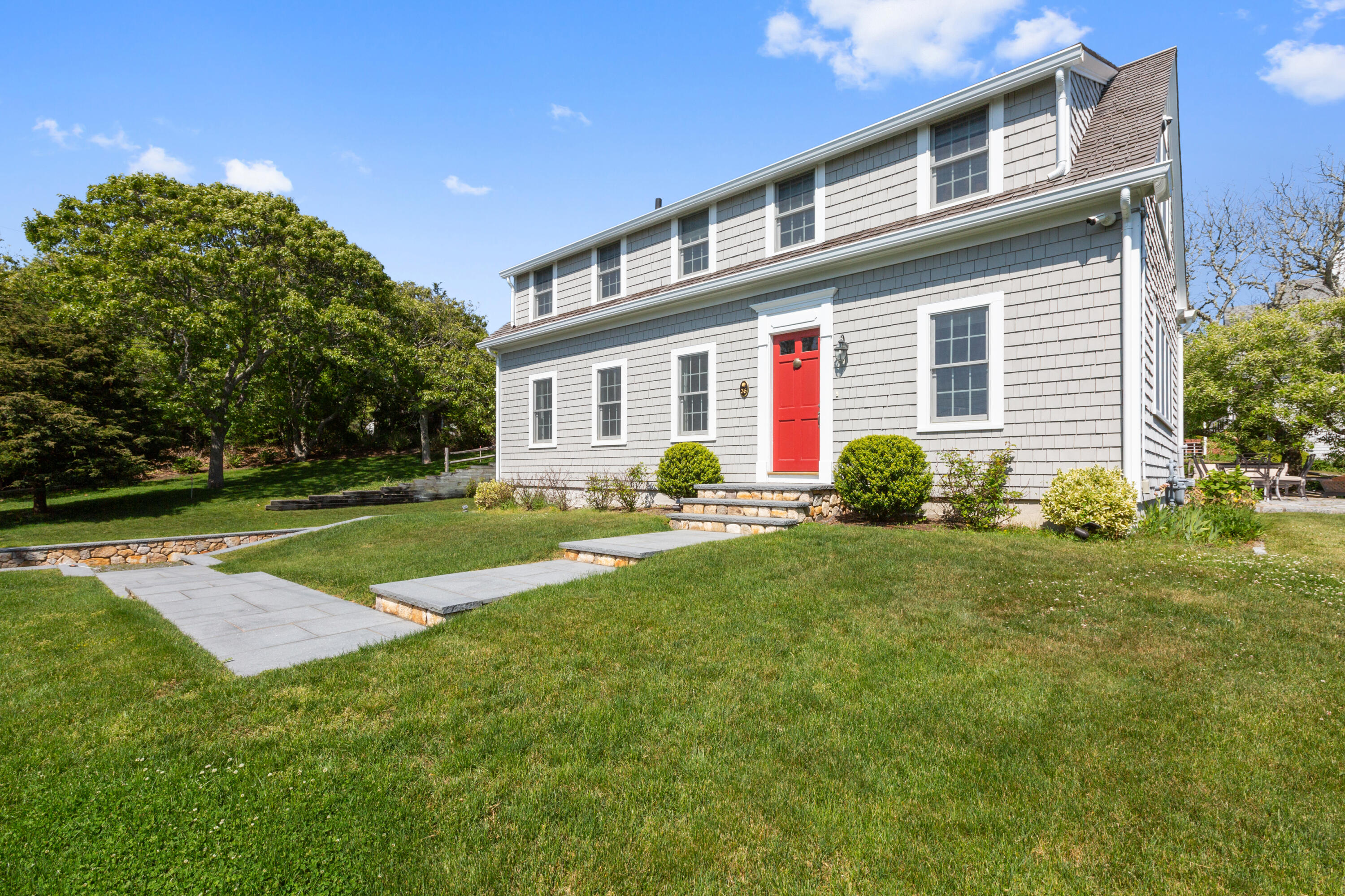 36 Magnolia Avenue
