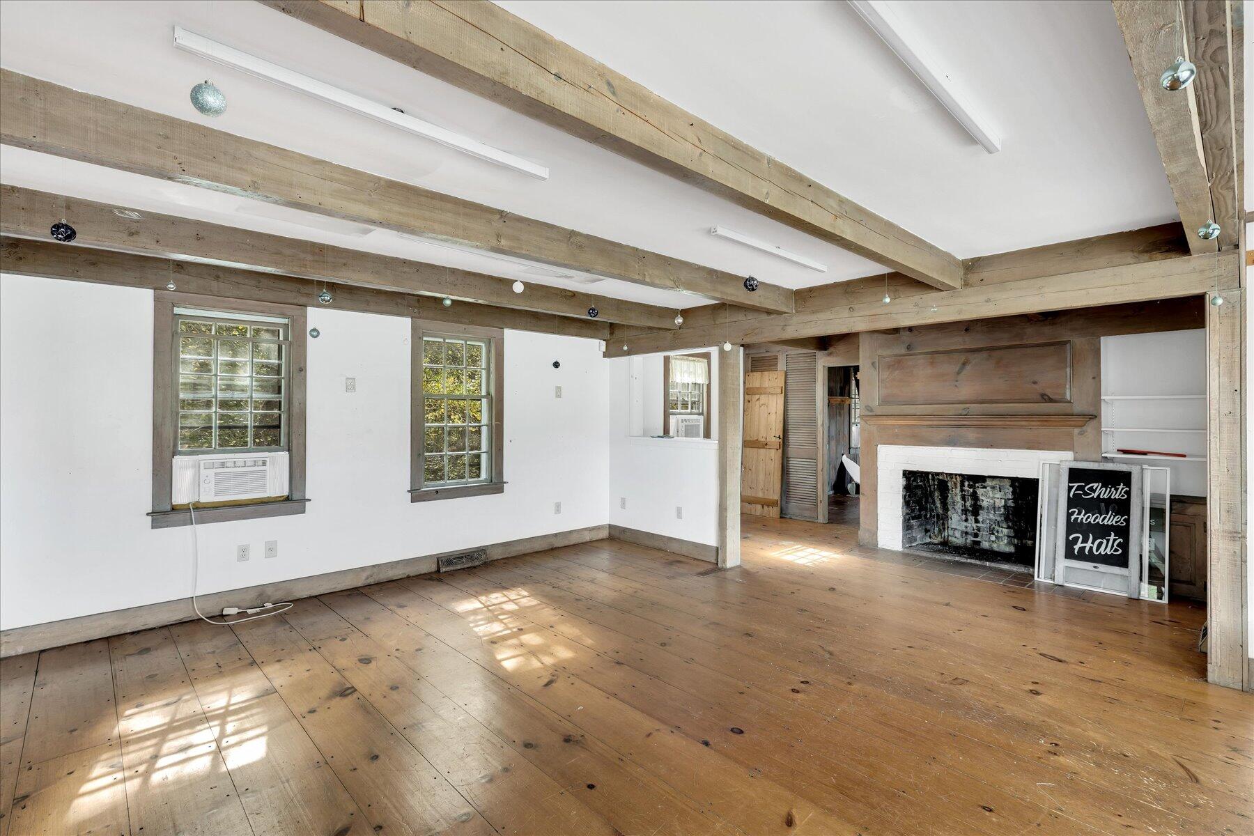 255 Lower County Road