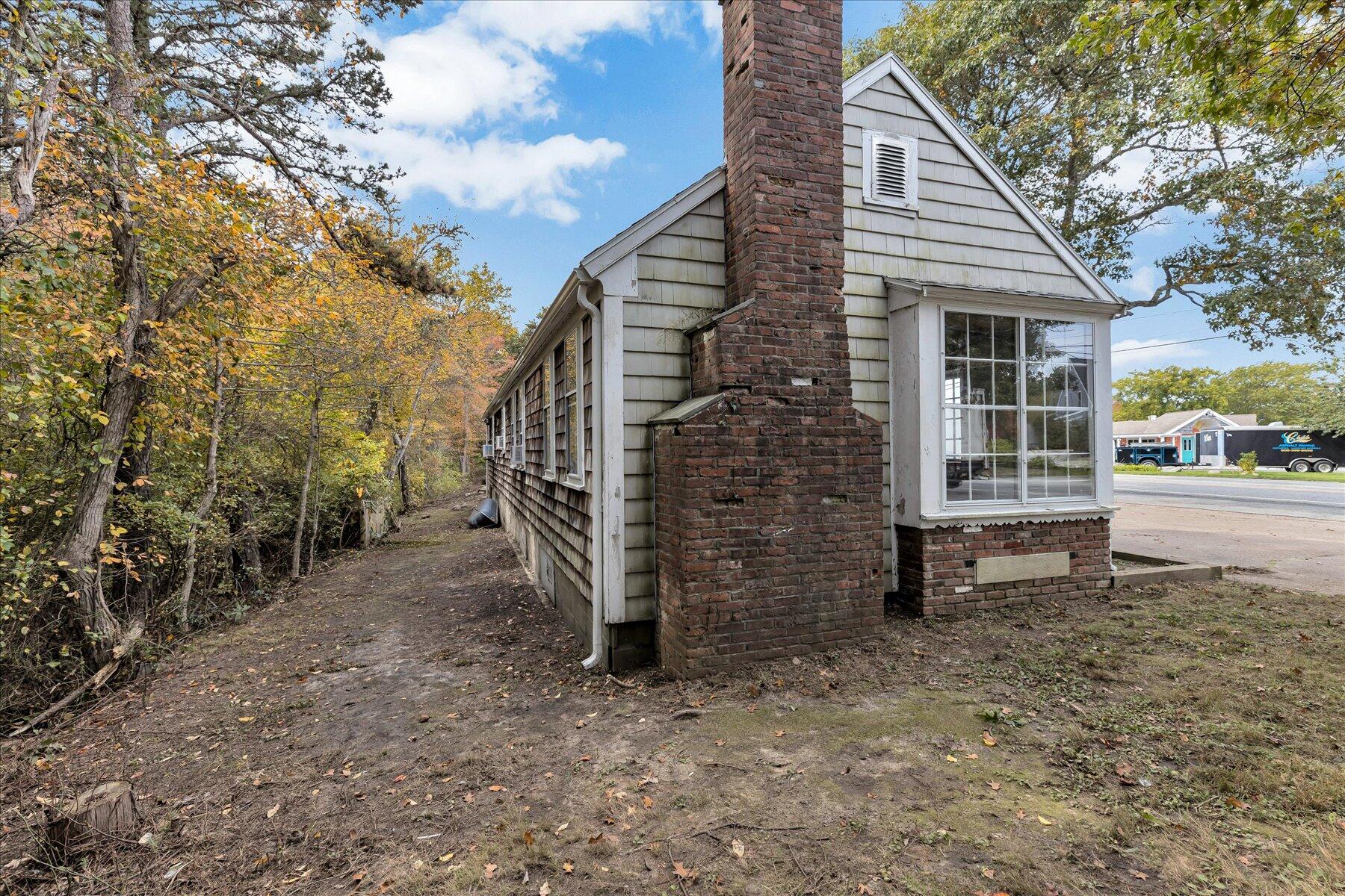 255 Lower County Road