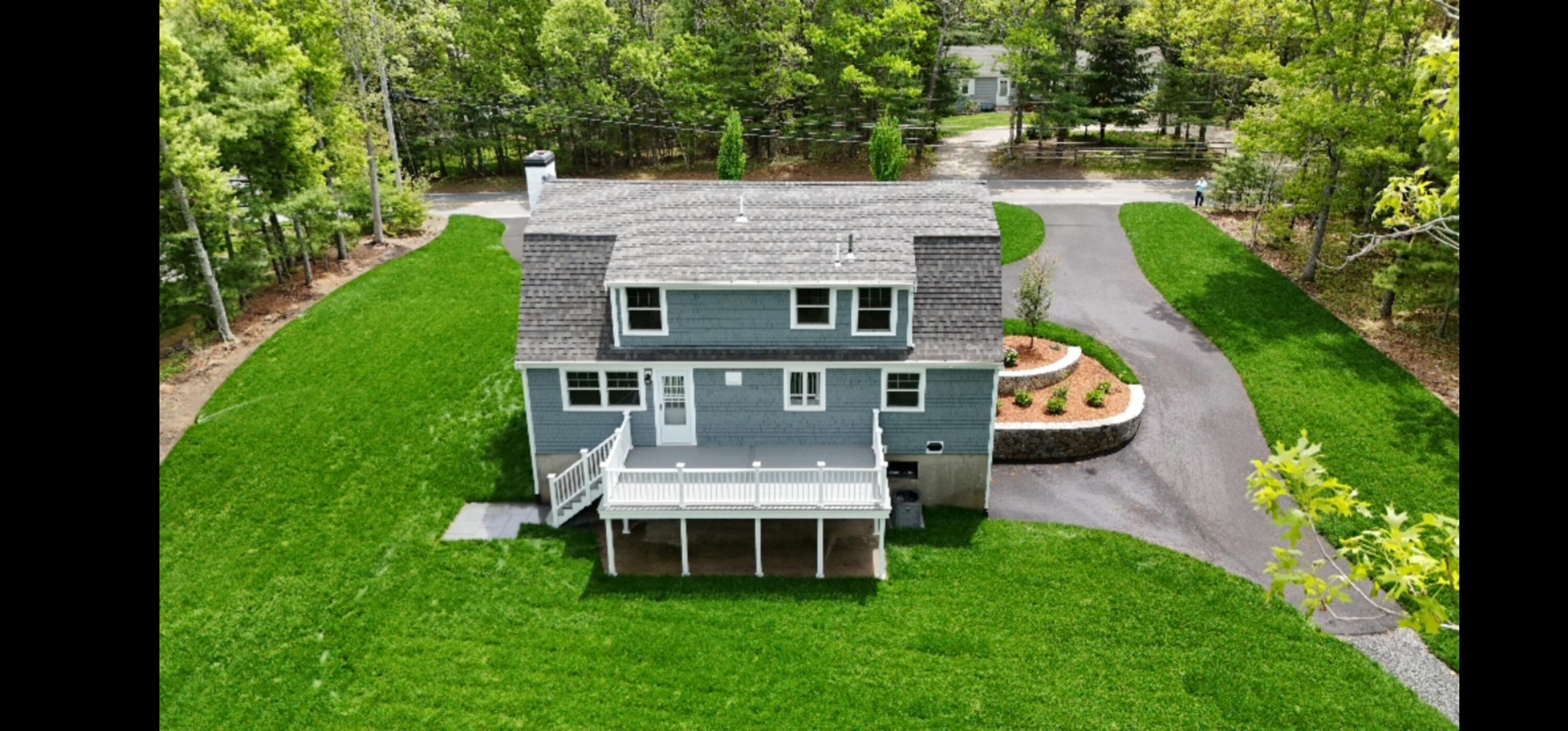 902 Bumps River Road