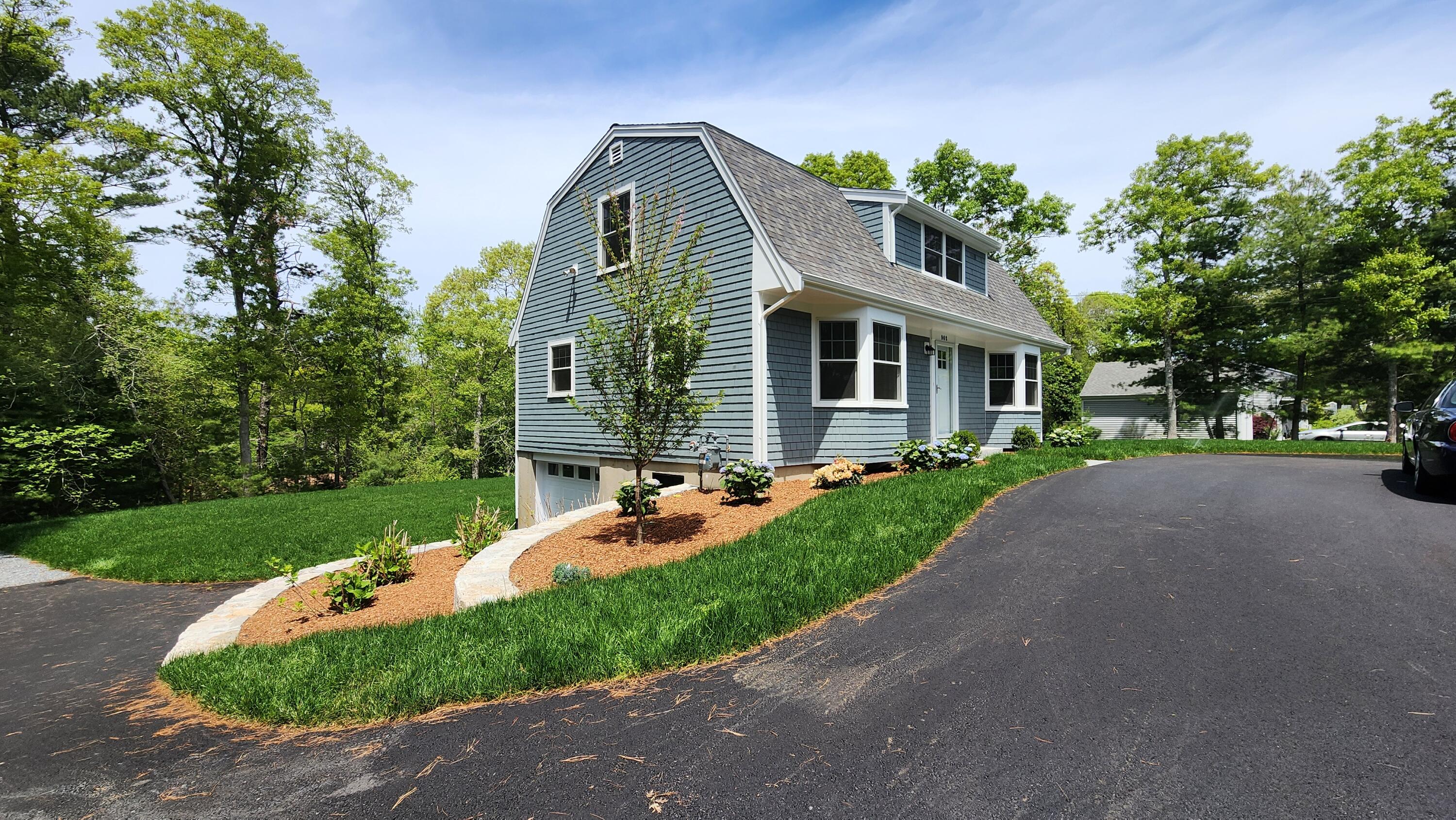 902 Bumps River Road