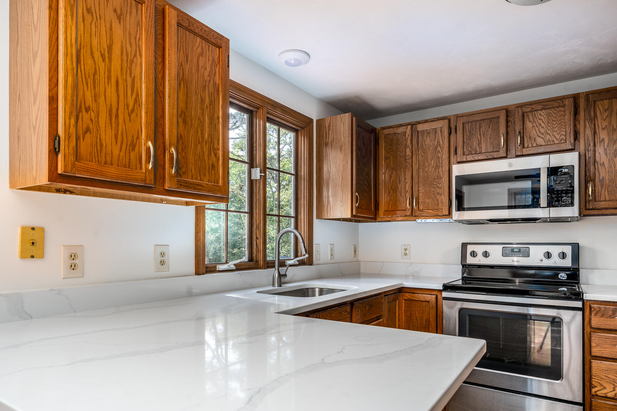 19 Waltham Circle