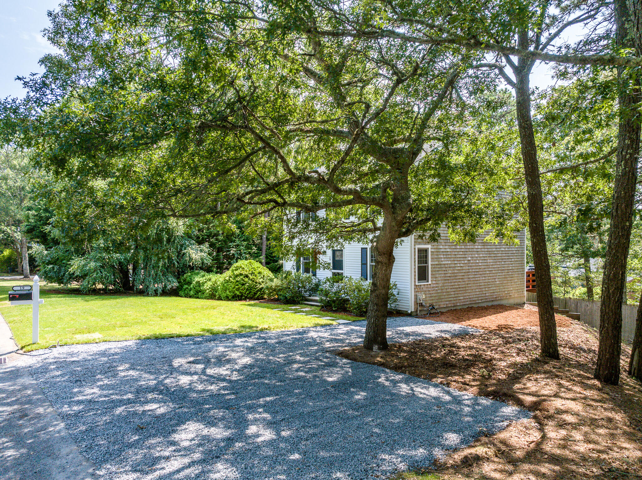 19 Waltham Circle