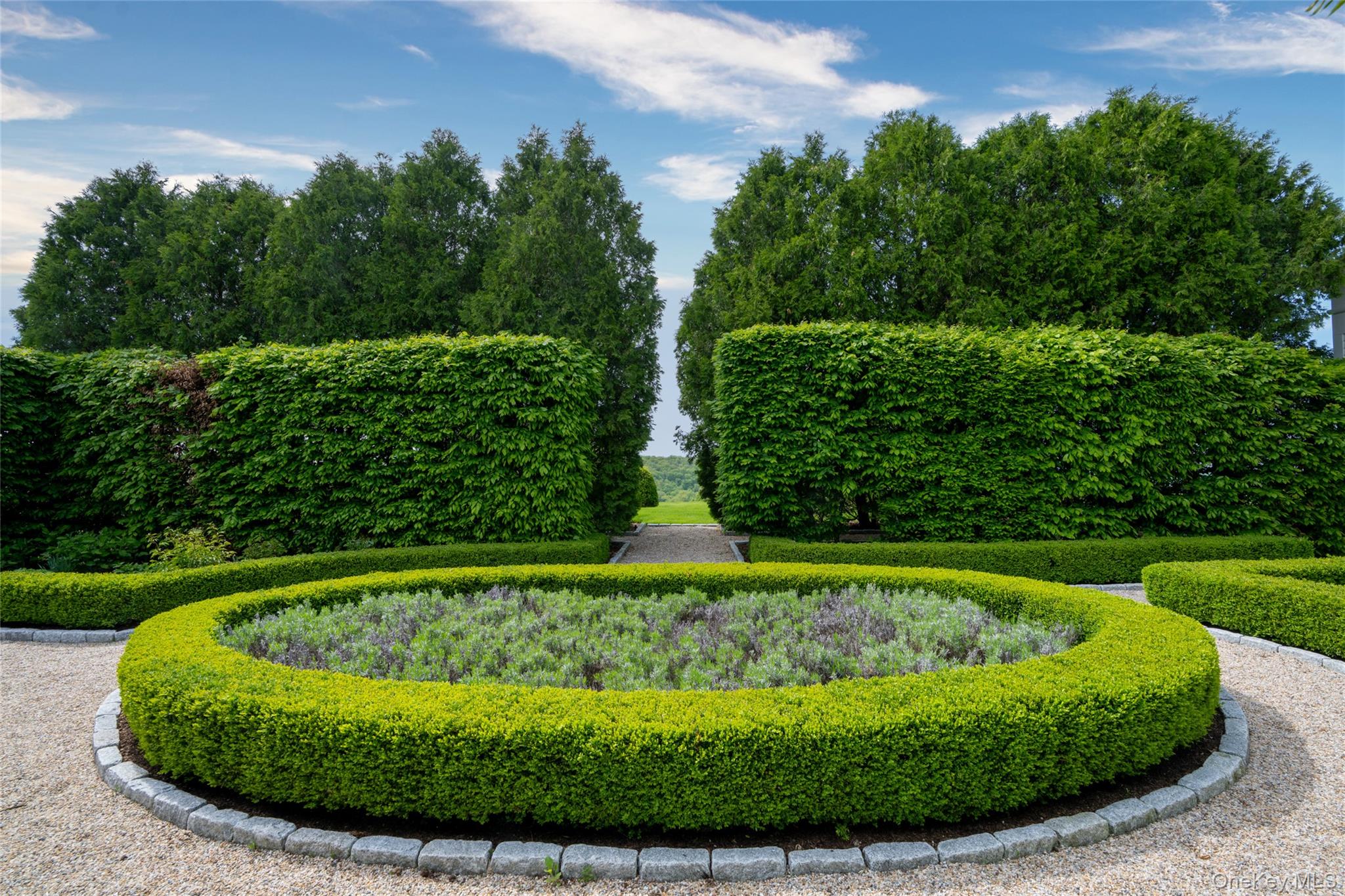 1190 Chestnut Ridge Road