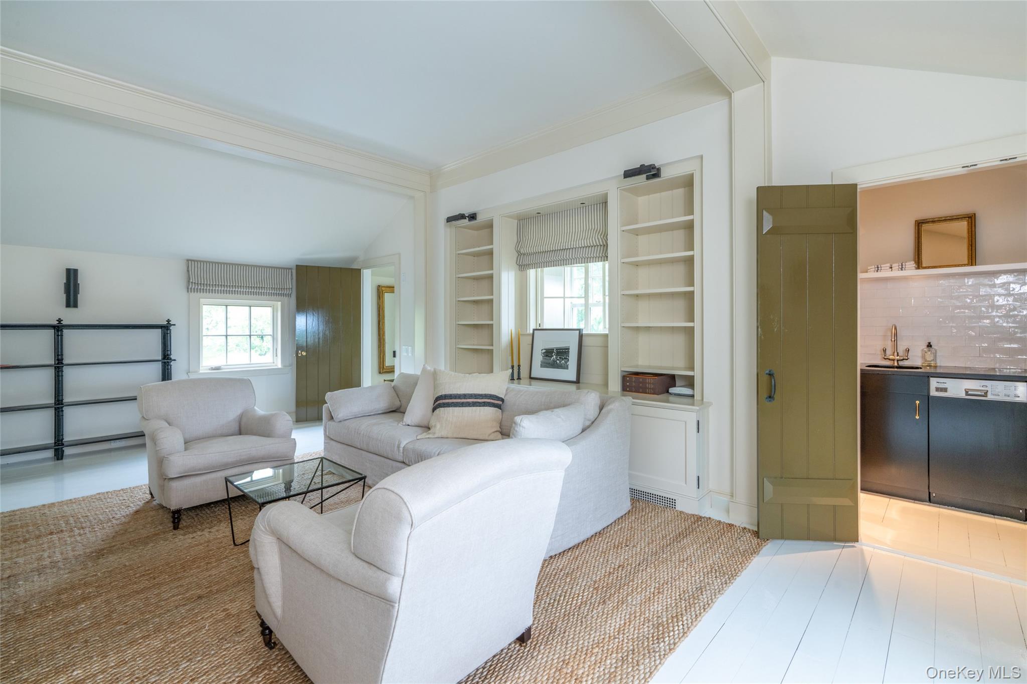 1190 Chestnut Ridge Road